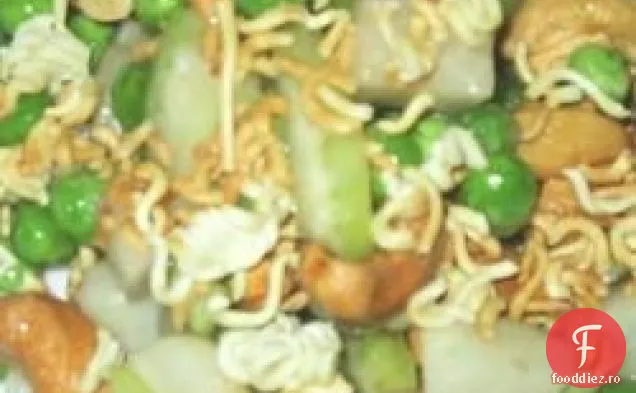 Salată de mazăre, Jicama și caju