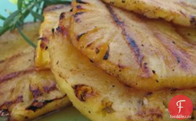 Ananas La Grătar