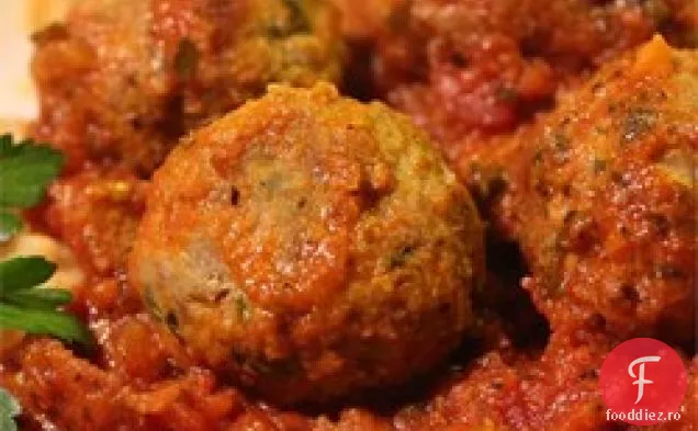 Albondigas în stil spaniol într-un sos mediteranean însorit