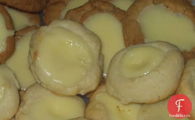 Cheesecake Umplut Thumbprint Cookie-Uri
