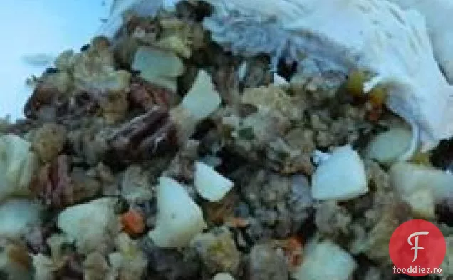 Umplutură de mere și Pecan