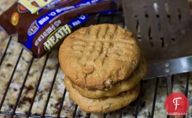 Cookie-Uri Gigantice Cu Unt De Arahide