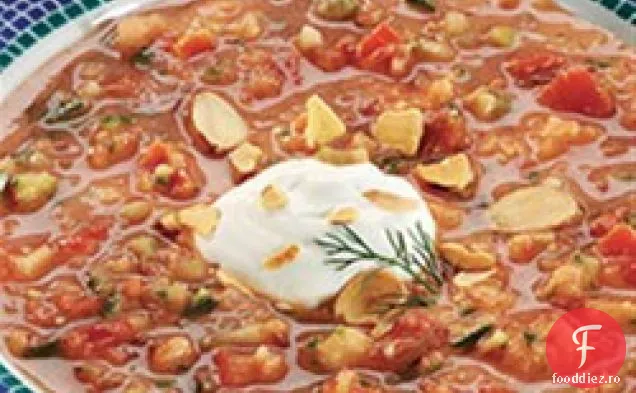 Gazpacho cu roșii și migdale