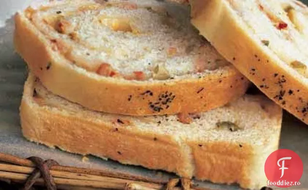 Pâine Cu Vârtej De Mozzarella-Șuncă