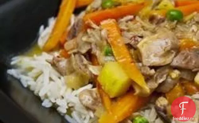 Curry de pui Thailandez cu ananas