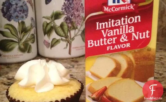 Cupcakes cu un Ingredient Secret-extract de vanilie, unt și nuci