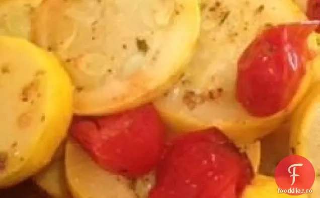 Dovlecei De Vară Prăjiți Cu Usturoi