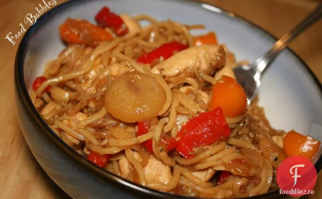 Pui Picant De Susan Și Tăiței Udon