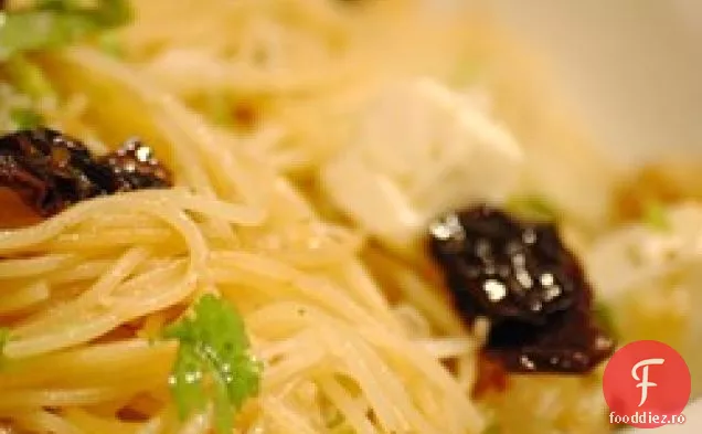 Păr de înger cu Feta și roșii uscate la soare