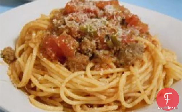 Spaghete Cu Castron Roșu