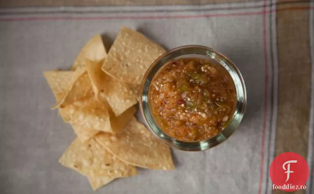 Salsa De Tomatillo Și Ananas La Grătar