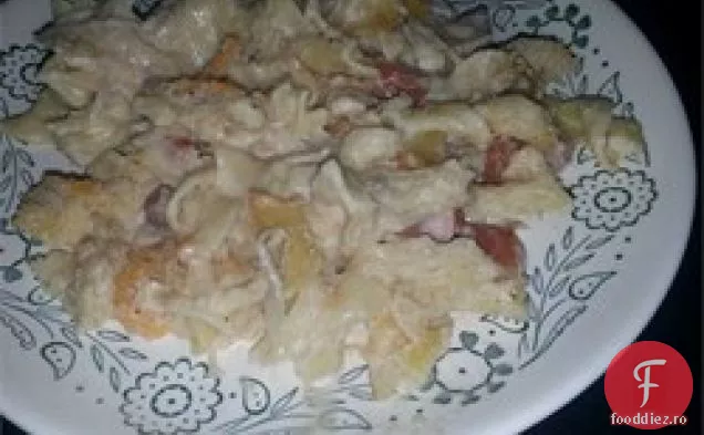 Uber-Braten Kielbasa și caserola de varză murată