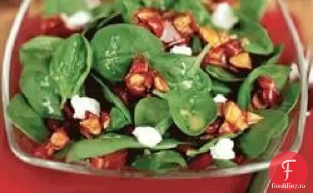 Salată De Spanac Cu Migdale