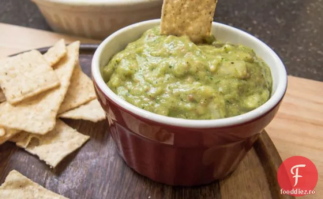 Salsa Jalapeno Tomatillo Prăjită Cu Avocado