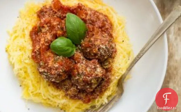 Bile de fasole italiene și tăiței de dovlecei Spaghetti
