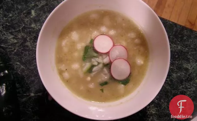 Cina în seara asta: Pozole verde fără carne (supă de hominy)