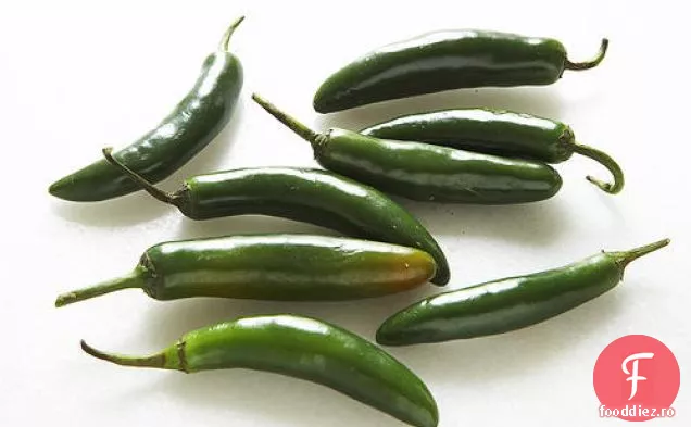 Sos Tomatillo-Chile Gătit Rapid