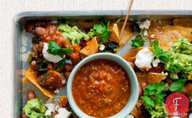 Nachos Cu Poblanos, Salsa Proaspătă Și Guacamole