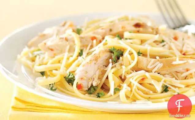 Paste Ușoare De Pui Și Parmezan