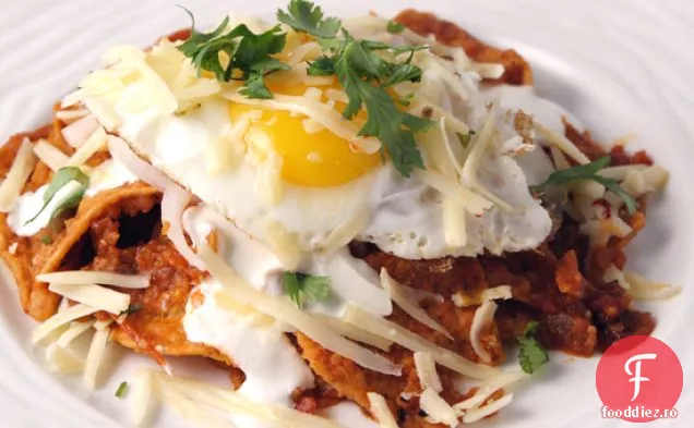 Chilaquiles Cu Salsa Și Ouă