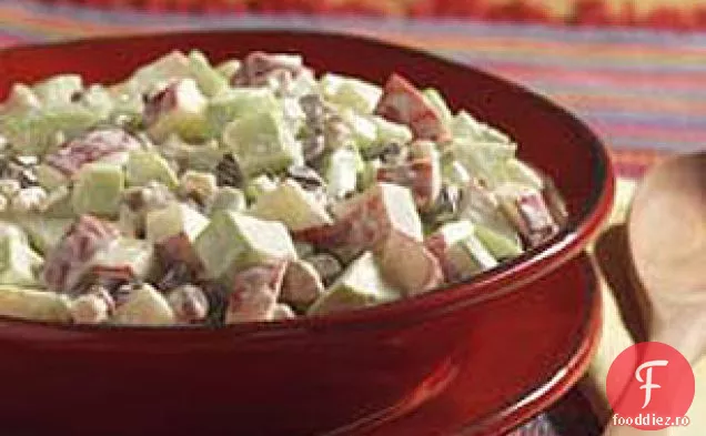 Salată Cremoasă De Mere-Nuc