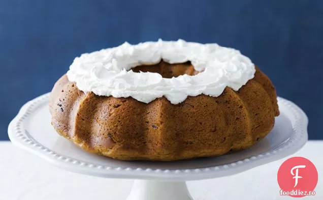 Tort picant de dovleac cu bucăți de ciocolată