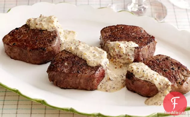Filet Mignon cu sos POUPON gri
