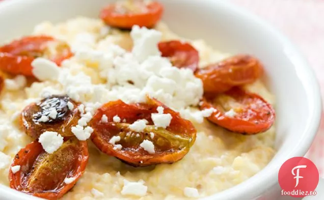 Crupe De Roșii Prăjite Cu Porumb Și Brânză De Capră