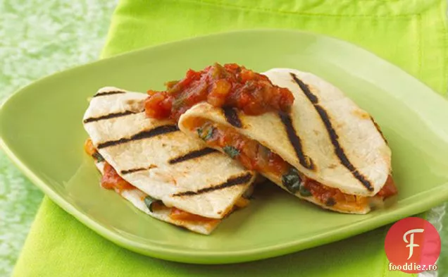 Quesadillas De Pui La Grătar