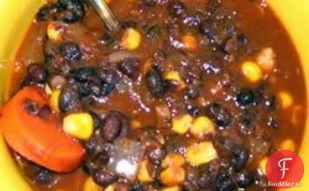 Supă Vegană De Fasole Neagră