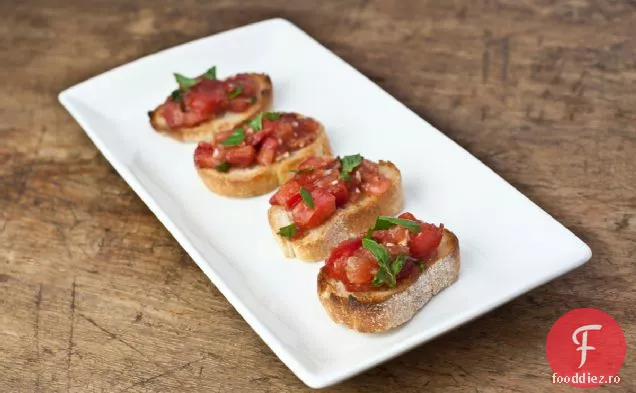 Bruschetta De Roșii Proaspete Cu Rețetă De Busuioc