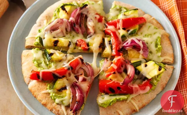 Doar Veggin' Pita Pizza