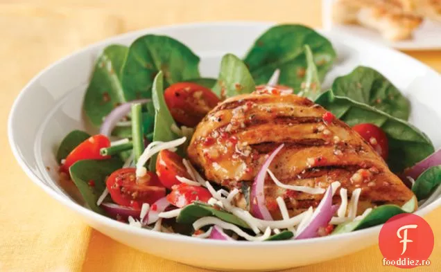 Salată De Pui Mediteraneană La Grătar
