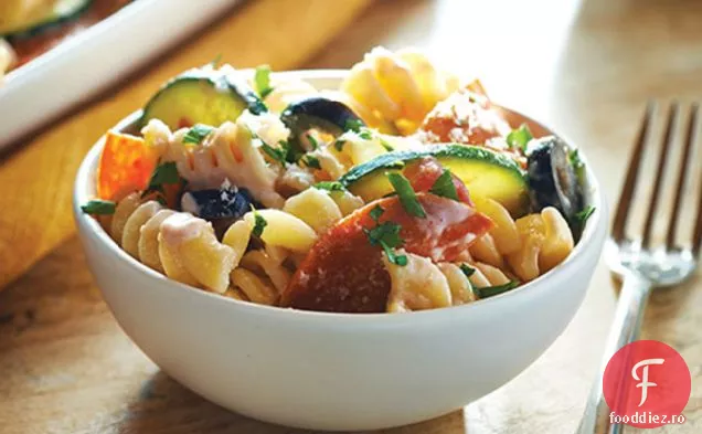 Salată De Paste Mediteraneene