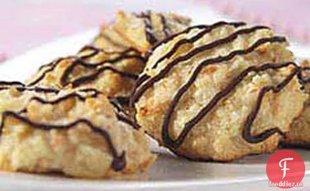 Macadamia Macaroons
