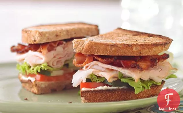 Sandwich Club În Stil Grădină