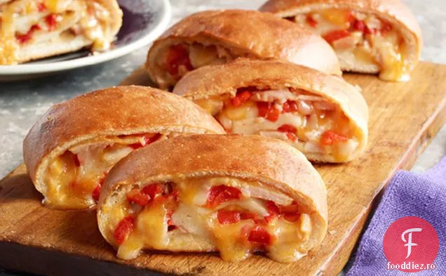 Stromboli De Curcan Cu Brânză