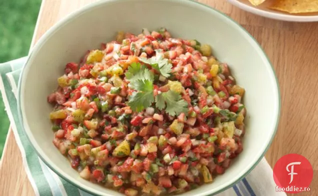 Strawberry-Jalapeexcursiv o salsa