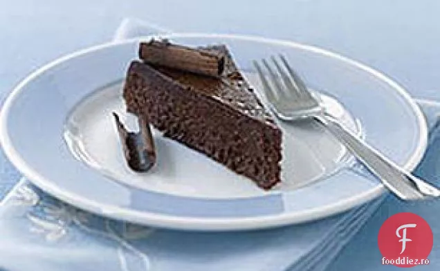 Tort Cu Mousse Intens De Ciocolată