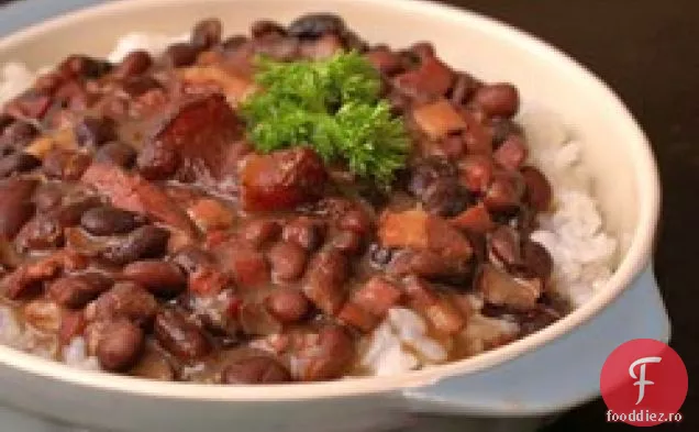 Feijoada (Tocană Braziliană De Fasole Neagră)
