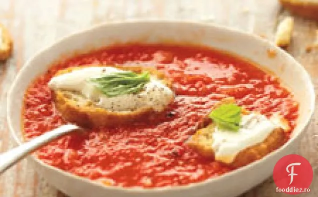Supă De Roșii Cu Crutoane De Mozzarella