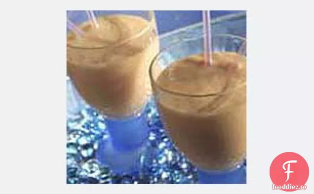 Smoothie Cu Banane-Iaurt