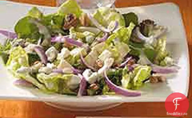 Salată De Brânză Albastră-Nucă