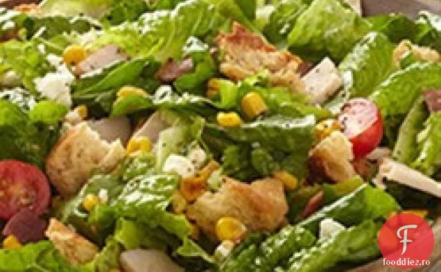 Salată Sandwich Club cu porumb și Feta
