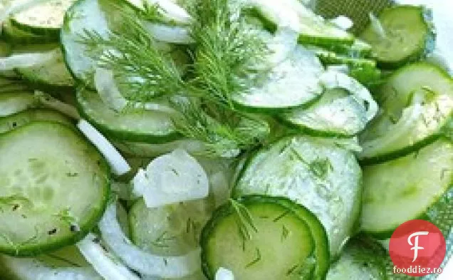 Salată Maghiară De Castraveți