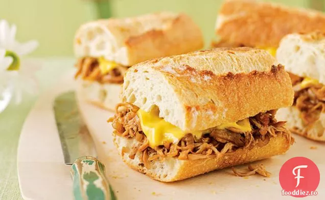 Sandwich-Uri De Pui Trase
