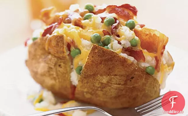 Cartofi umpluți cu slănină și mazăre