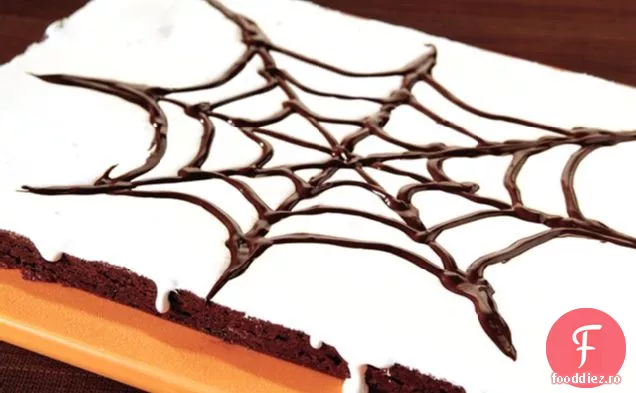 Brownies din pânză de păianjen cu un bol de la BAKER ' s