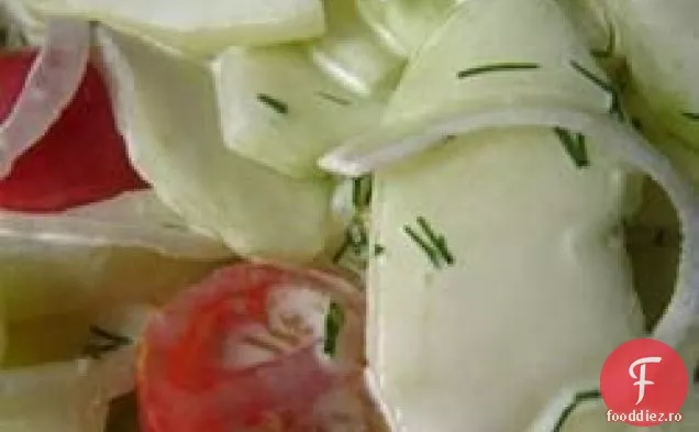 Salată Ușoară De Castraveți Lemony-Dilly