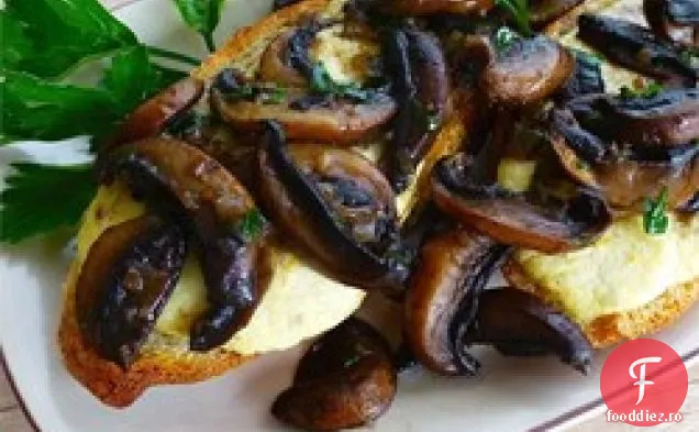 Bruschetta cu ciuperci și Ricotta